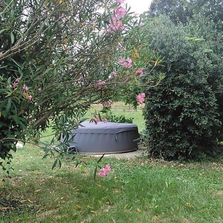 Апартаменты Chez Chapelle In The Heart Of The Gascony With Pool And Hot Tub Ош Экстерьер фото
